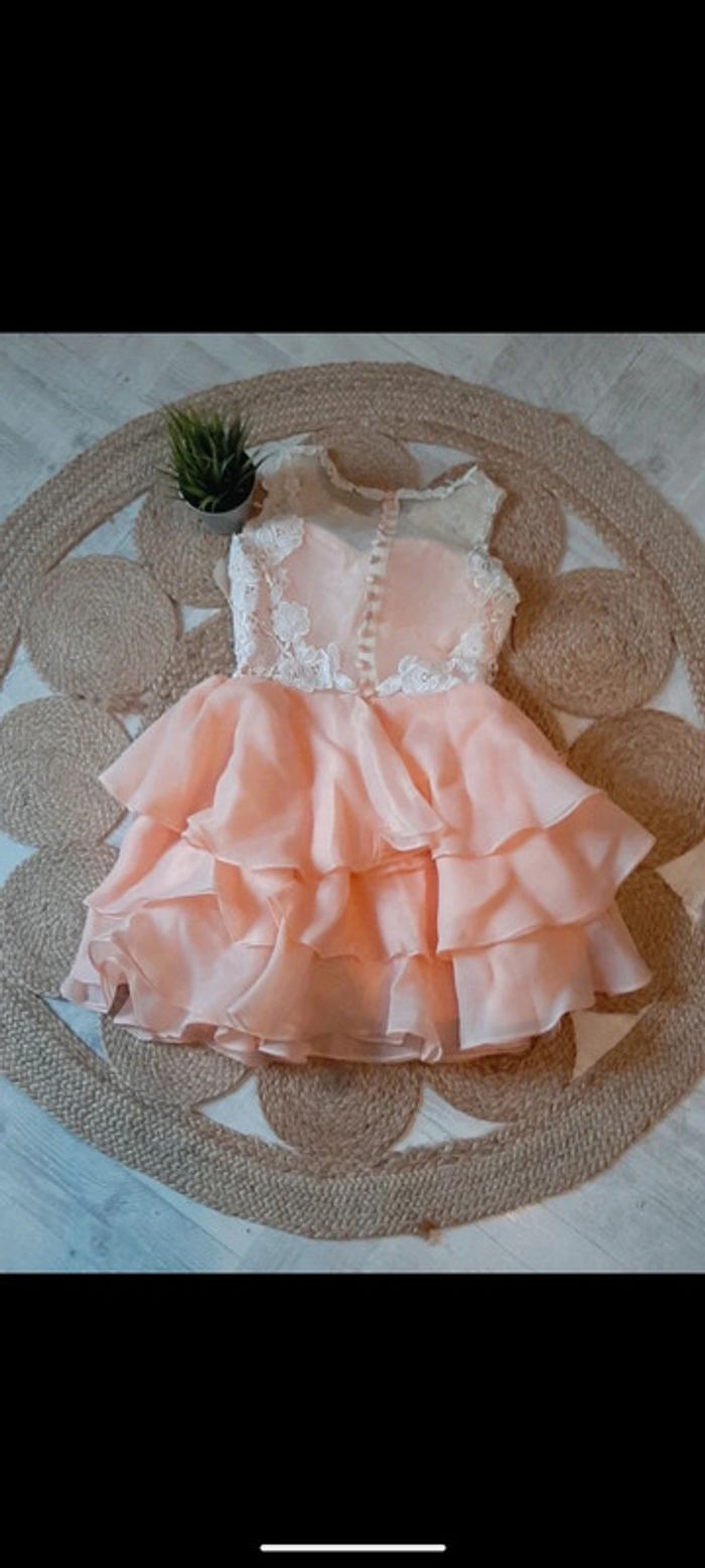 Robe de soirée avec volant - photo numéro 2