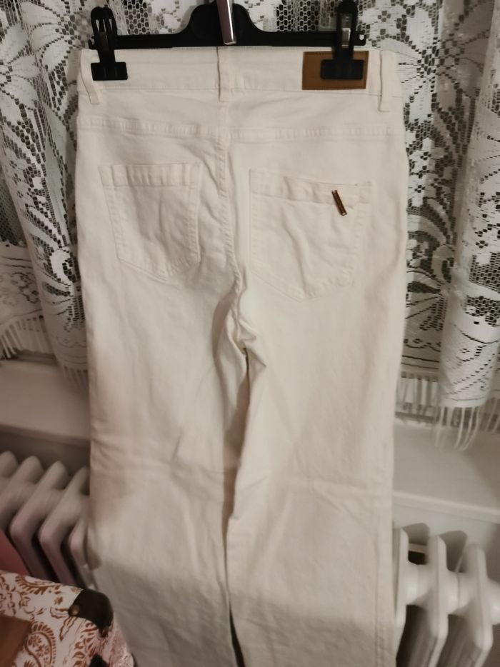 Jeans blanc "lulu Castagnette" à 5 boutons - photo numéro 2