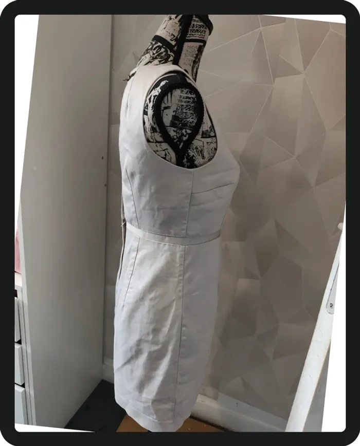 Robe tailleur - photo numéro 2