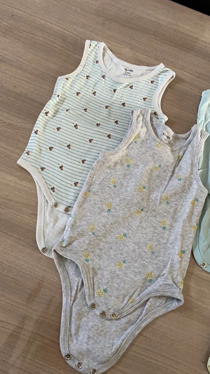 Lot bodys débardeurs - photo numéro 2