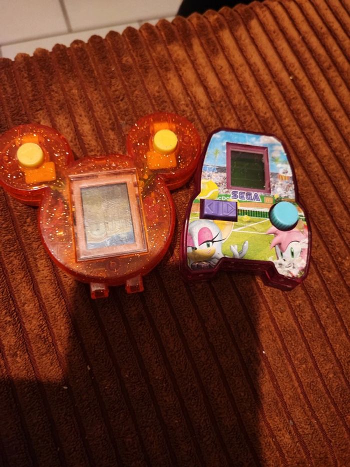 Jeux électroniques miniatures