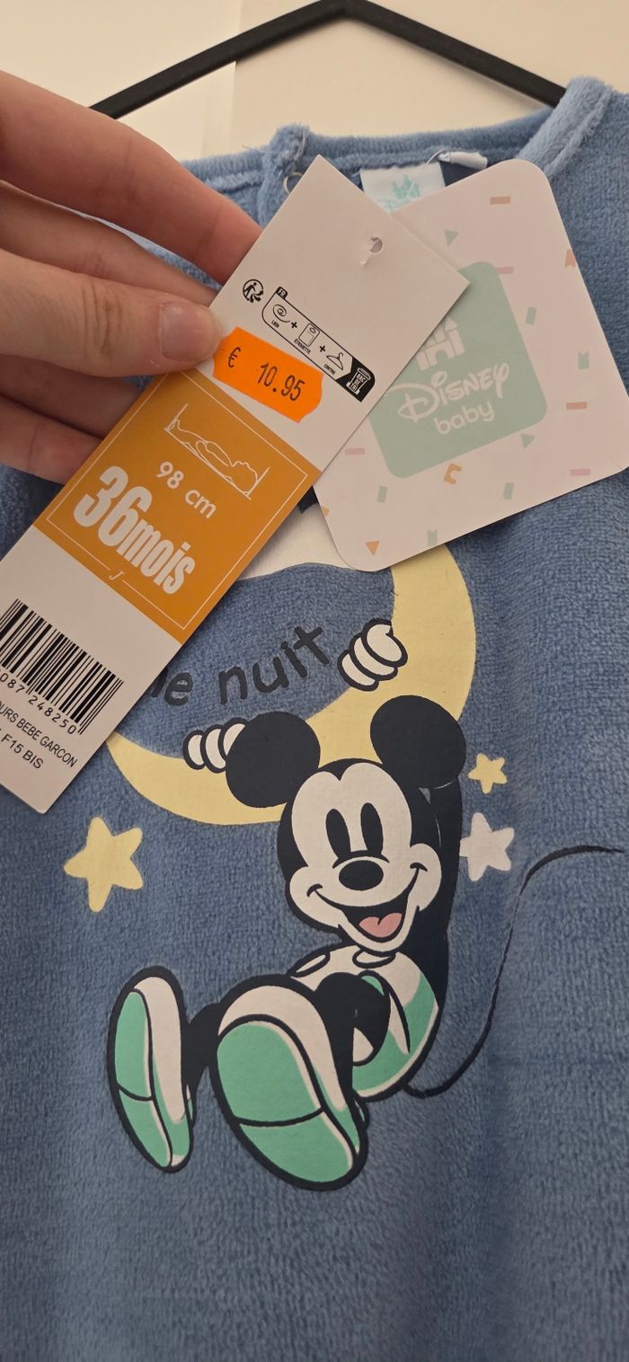 Pyjama neuf - photo numéro 3