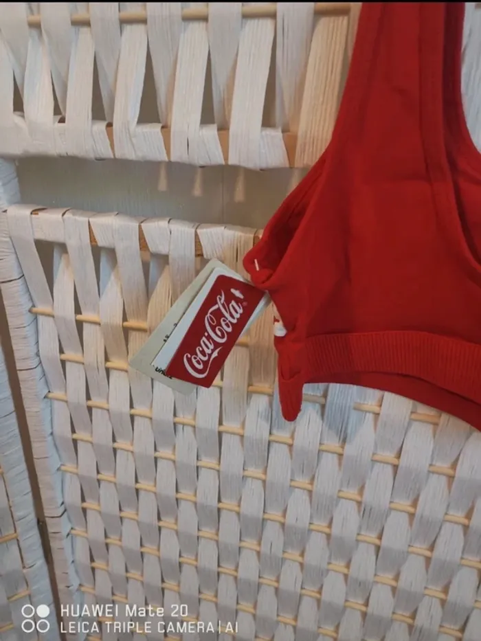 💕Jolie Brassière Coca-Cola Freshcokiz rouge motif hivernal - femme taille M /38 undiz💕 - photo numéro 5