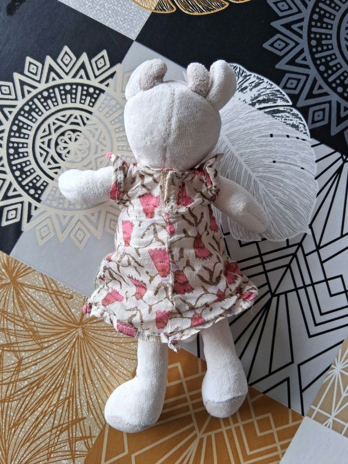 Petite peluche doudou vache Moulin Roty - photo numéro 5