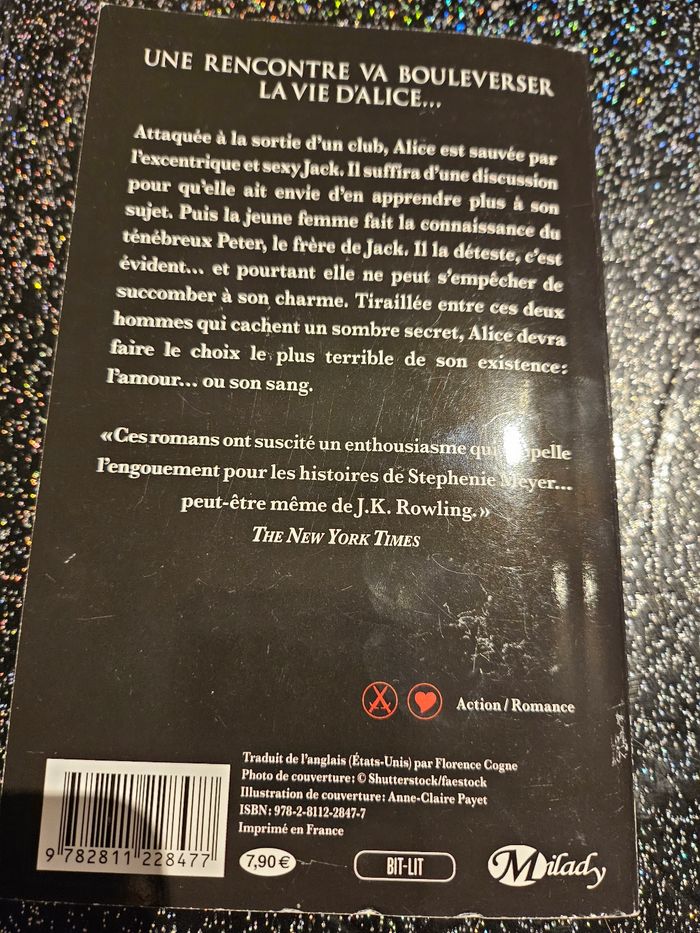 Livre de poche de mon sang - photo numéro 2