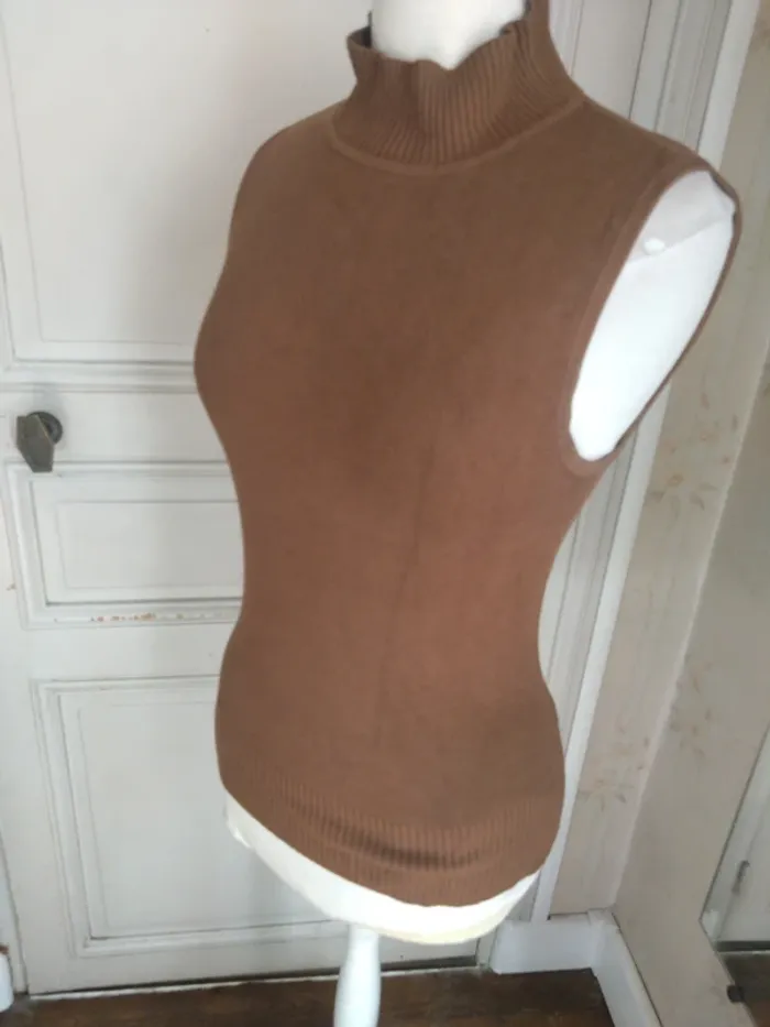 Pull sans manches Tara Jarmon – col montant marron T36/38 - photo numéro 4