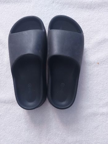 Claquettes taille 36