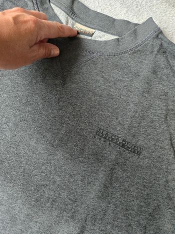 Pull Napapijri Taille XXL  parfait état