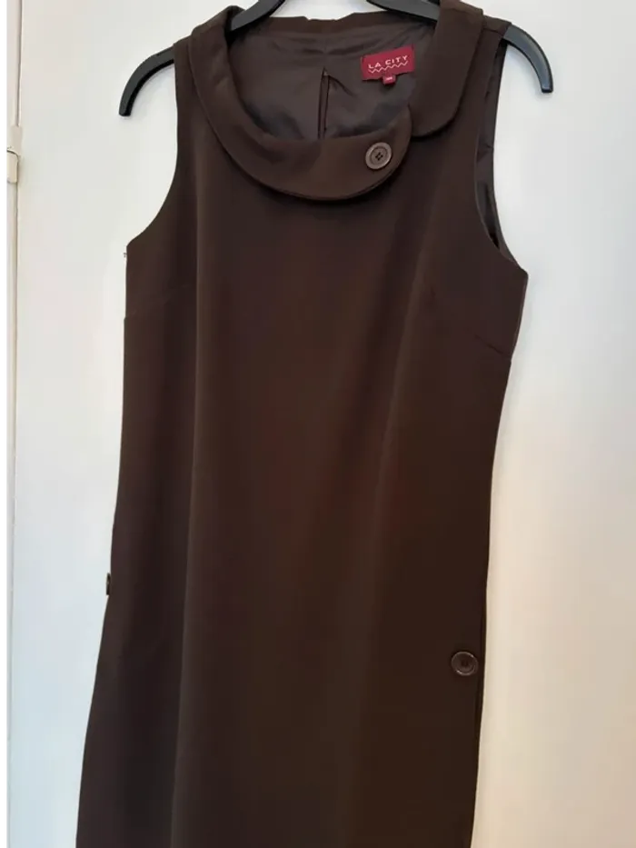 Robe droite marron T38