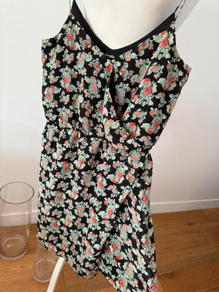 Jolie robe effet portefeuille M/38 Jennyfer - photo numéro 4