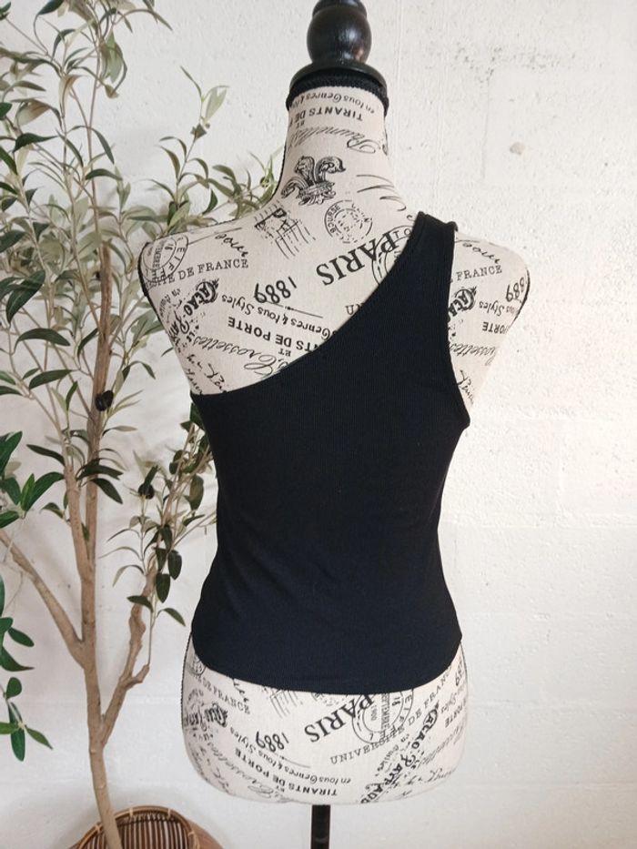 🖤 Débardeur asymétrique Stradivarius – Taille M – Très bon état - photo numéro 4