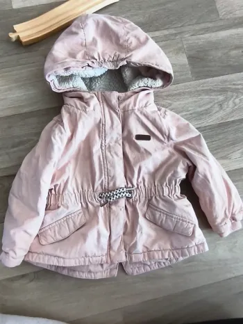 Manteau rose marque jbc taille 80 cm 18 mois