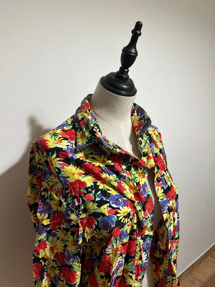 Chemise vintage fleurie - photo numéro 2