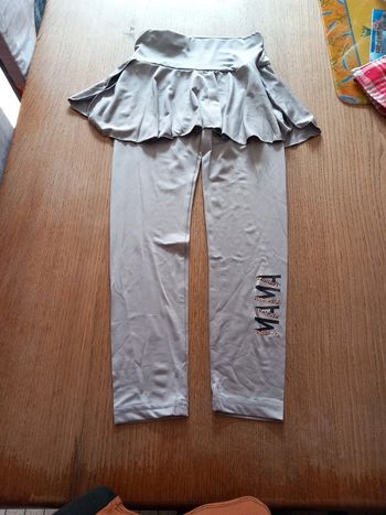 🌸pantalon legging elasthan gris Neuf 9ans