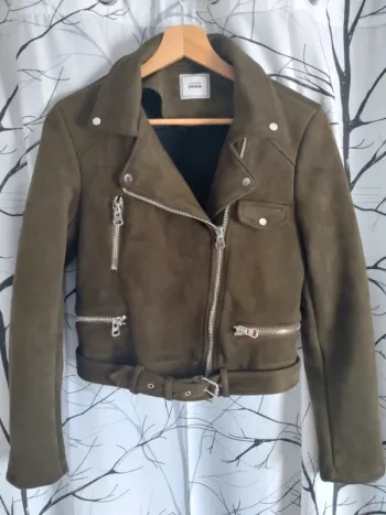 Superbe veste perfecto femme kaki effet suédine taille S