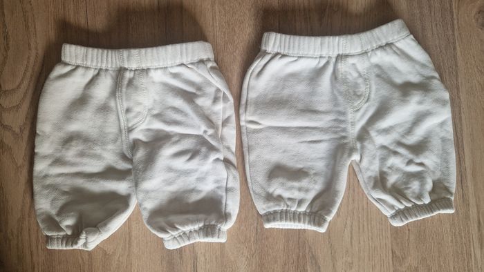 Pantalon beige 1 mois