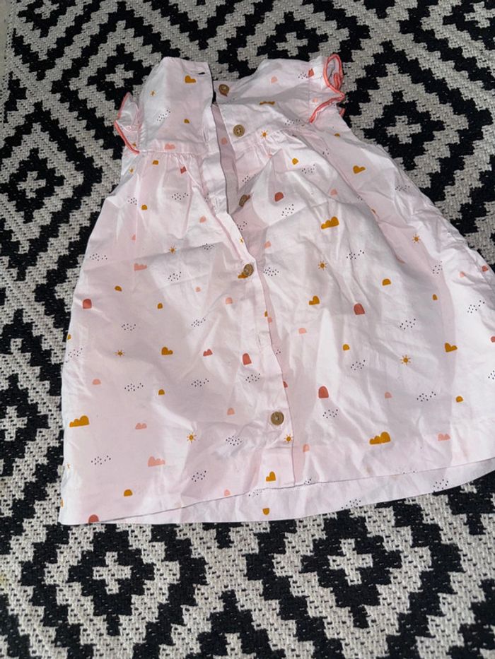 Magnifique robe cadet Rousselle 6 mois porté 1 à 2 fois - photo numéro 5