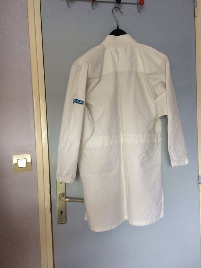 Haut blanc Aïkido ou Judo Décathlon taille 150cm - photo numéro 2