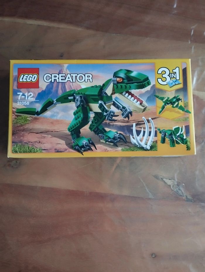 Lego creator 31058 3 en 1 - le Dinosaure féroce