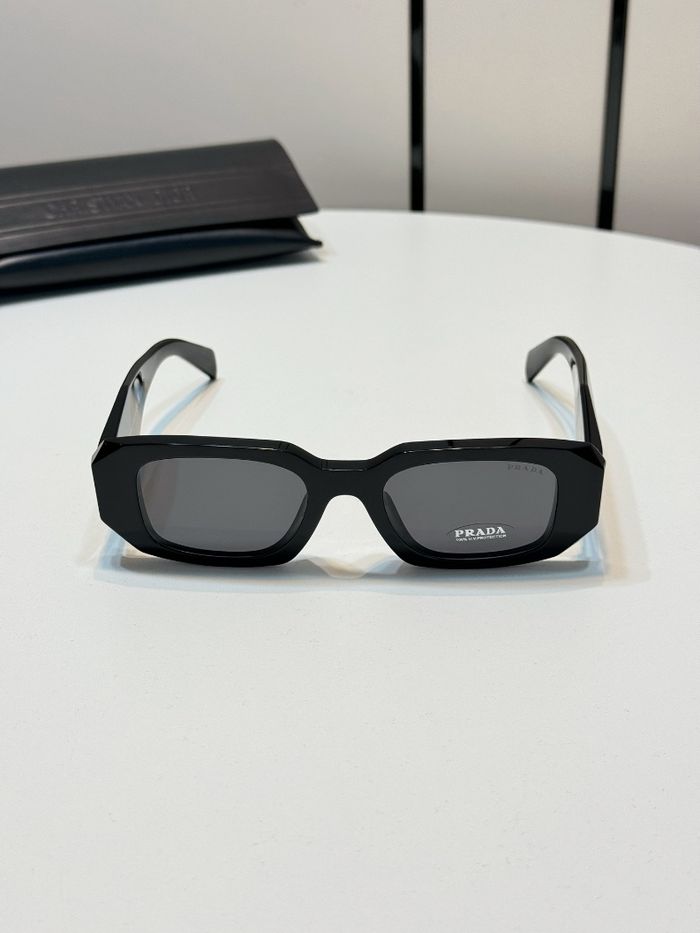🕶Lunettes de soleil Prada 🕶 - photo numéro 9