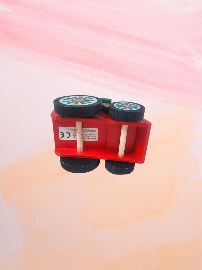 Train en bois - photo numéro 4