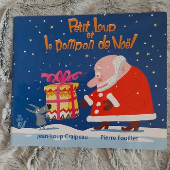 Petit loup et le pompon de Noël