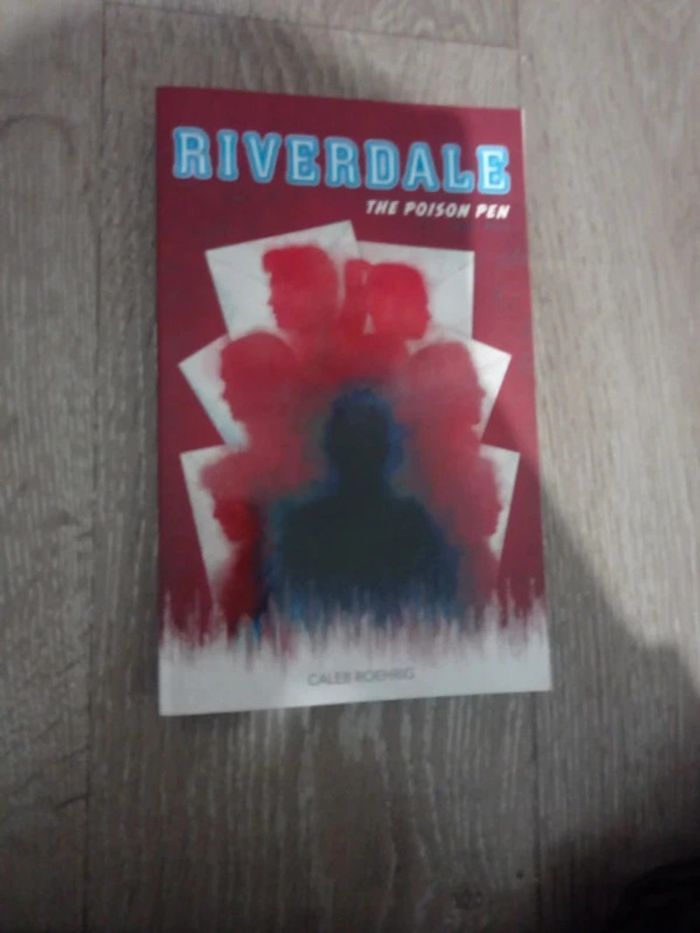 5 livres riverdale - photo numéro 9