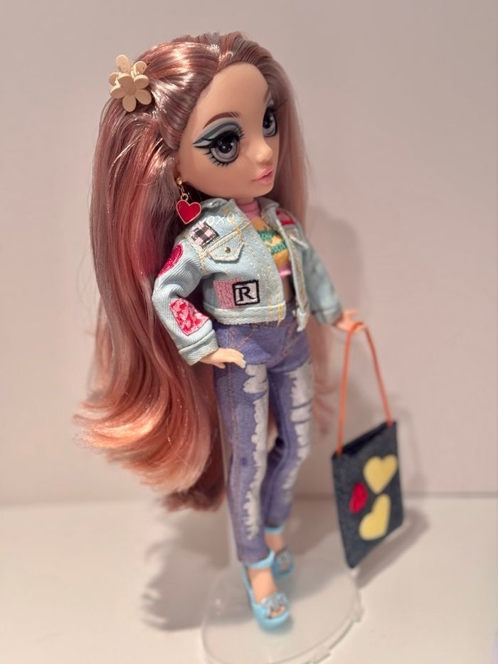 Gabriella Rainbow High - photo numéro 2