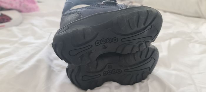 Adorable paire de petites bottes après-ski neuf taille 20 couleur bleu - photo numéro 4