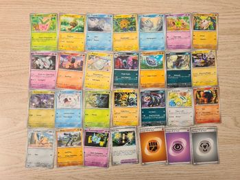 Lot de 28 Cartes Pokemon récentes