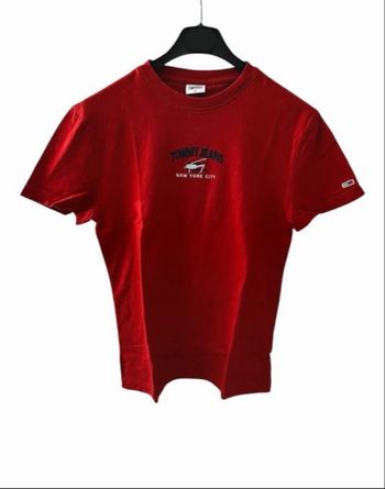 T-shirt Tommy Jeans rouge New York City taille XS