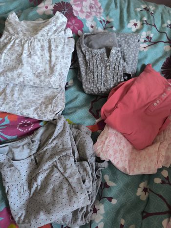 Lot 3 pyjamas et 1 chemise de nuit manches longues