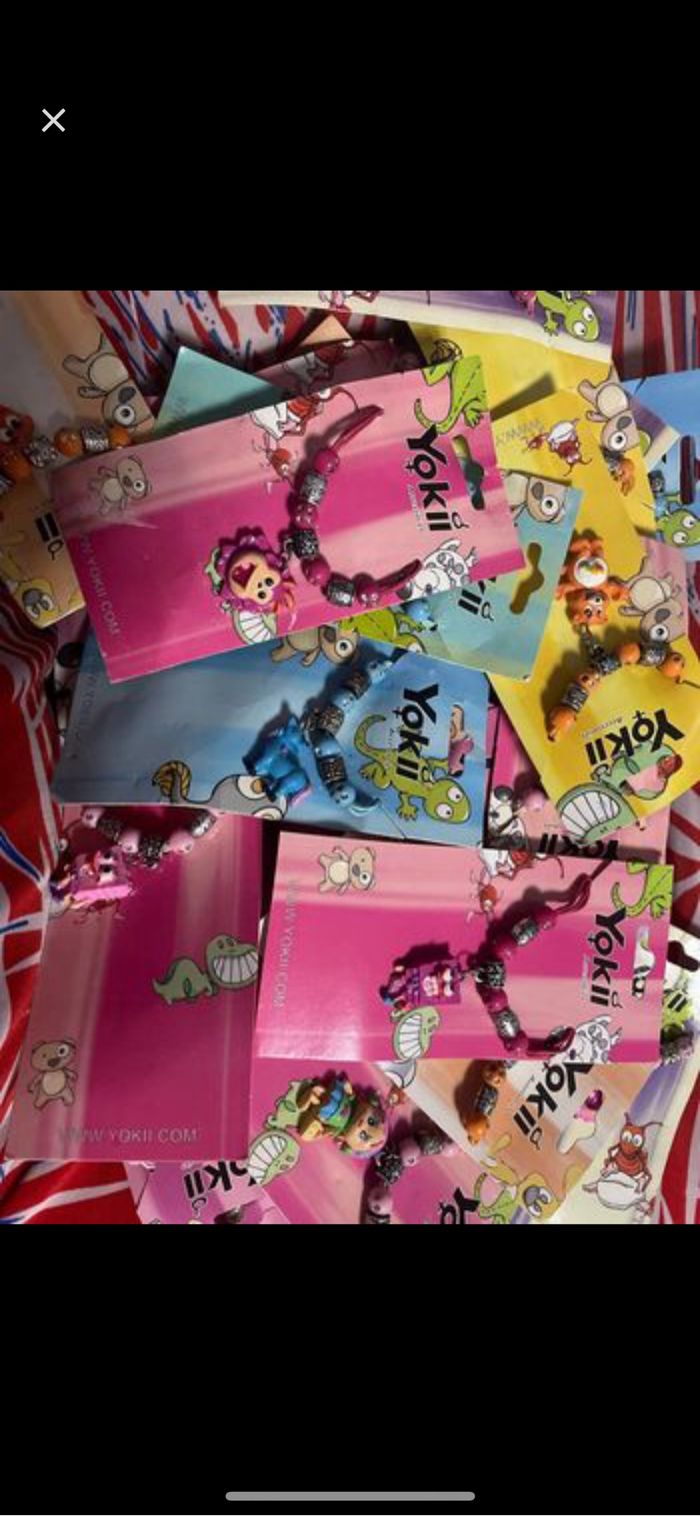 Lot 50 bijoux enfant