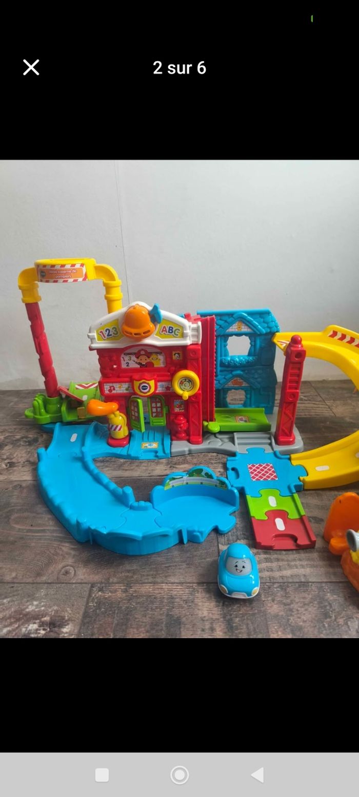 Caserne pompier tut tut bolide - photo numéro 2