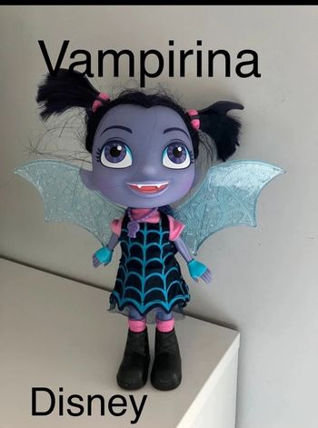 Poupée vampirina Disney 26 cm’