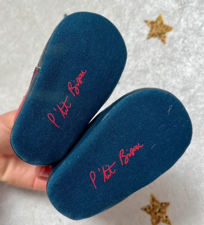 Petites chaussures - photo numéro 3