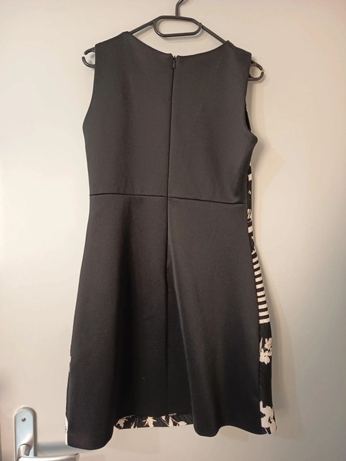 Robe Rinacismento taille 34 - photo numéro 2