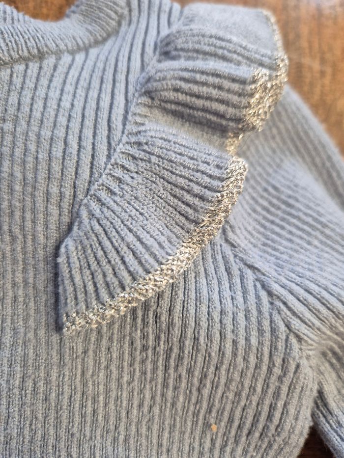Pull bleu  3-4ans 104cm - photo numéro 3