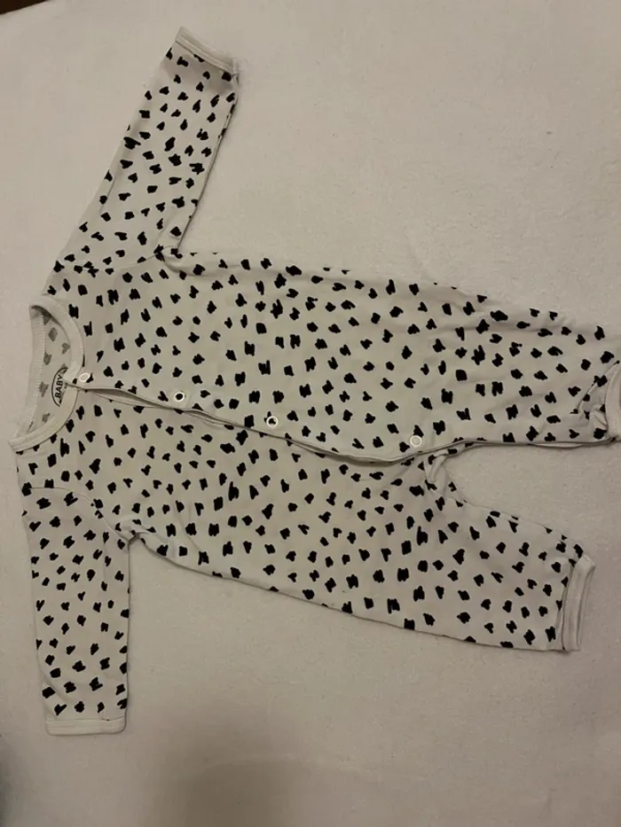 Pyjama sans pieds