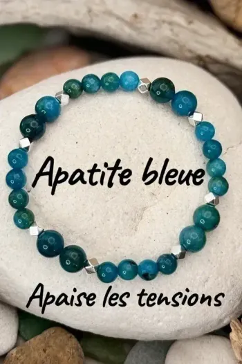 Bracelet en perles naturelles d'Apatite bleue + sa fleur de vie