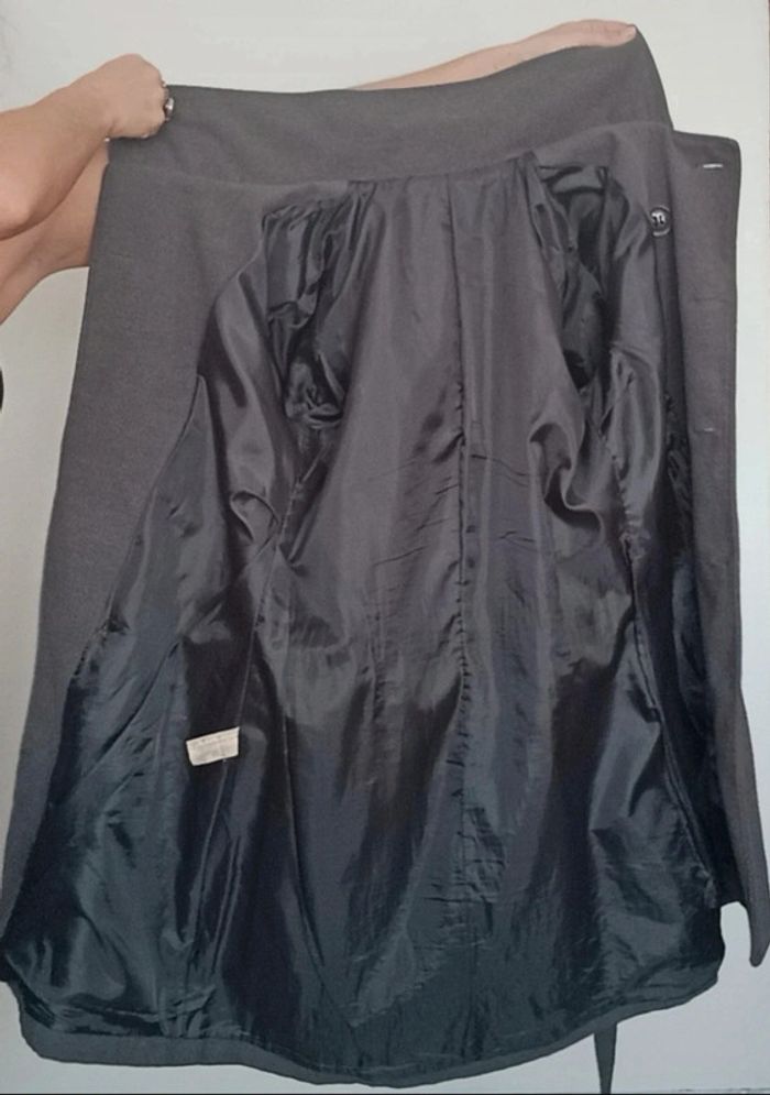 Manteau trois quart gris chic ceinture et col montant - photo numéro 14