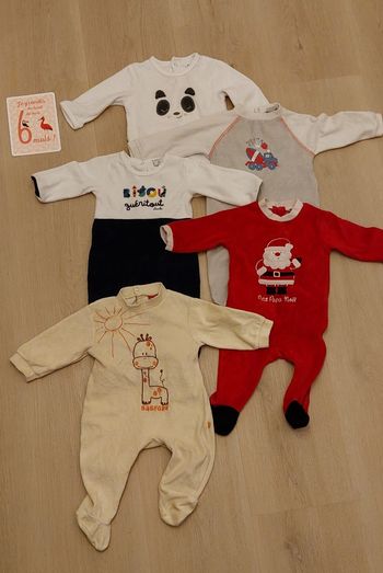Lot pyjamas hiver 6 mois