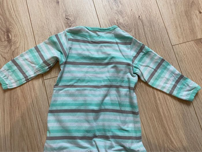 Lot pyjama 6mois - photo numéro 5