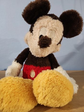 Peluche Mickey bébé