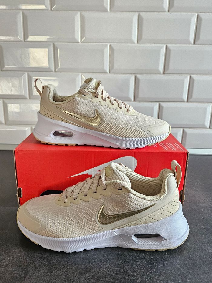 Nike air max