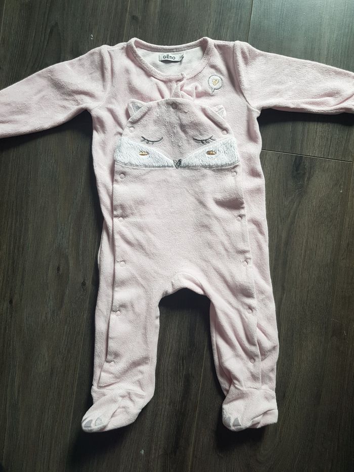 Lot pyjama - photo numéro 2