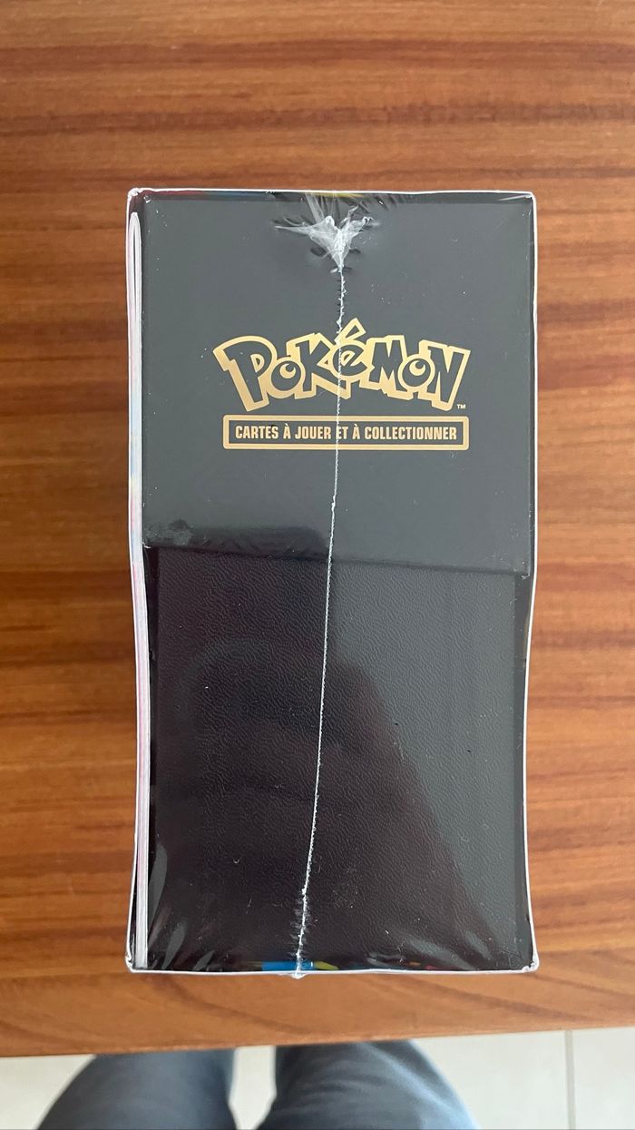 ETB mega Lucario + coffret evolution prismatique ( lire l’annonce ) - photo numéro 3