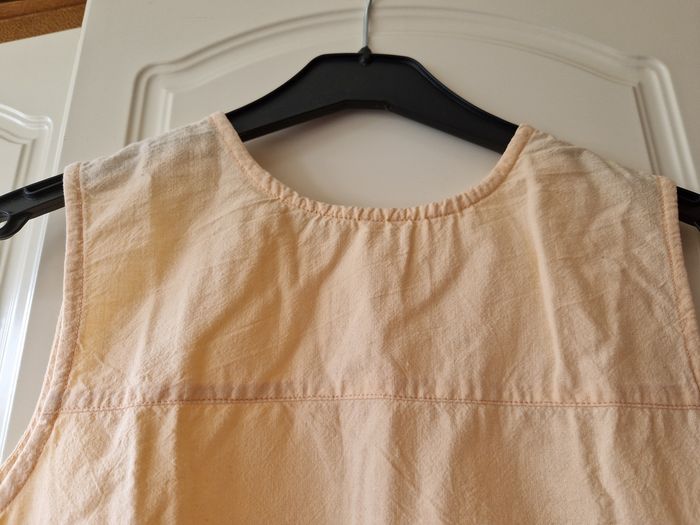 Haut boutonné à l'arrière 10 ans - photo numéro 3