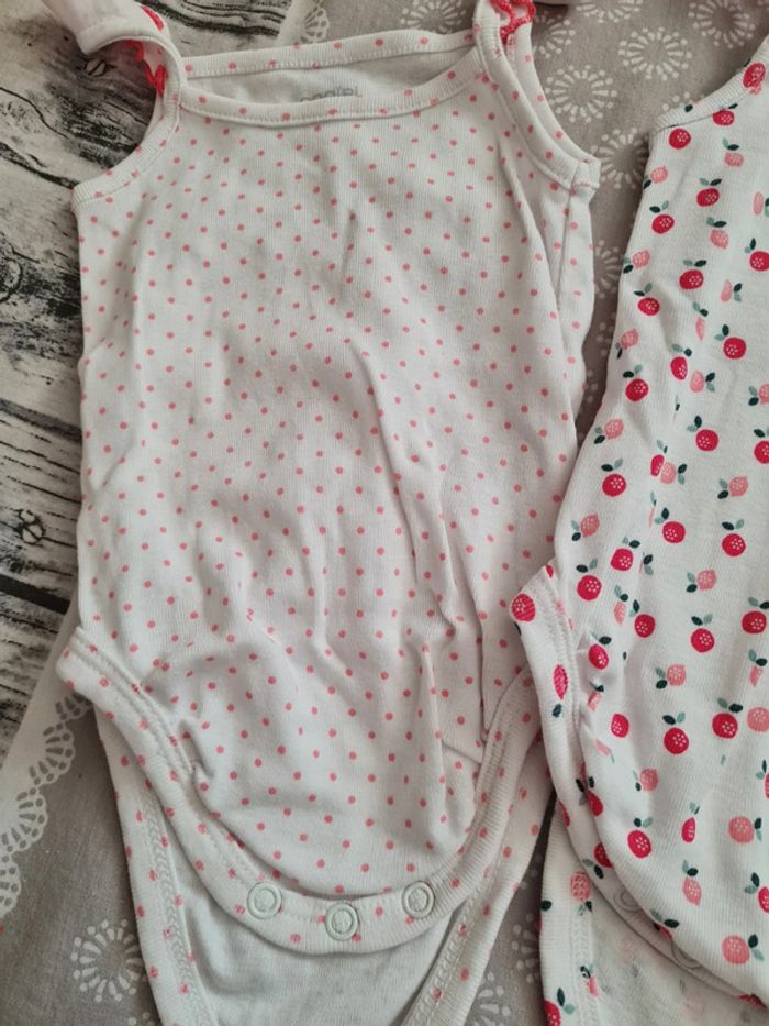 Lots de 3 bodies à bretelles 3 mois obaibi - photo numéro 4