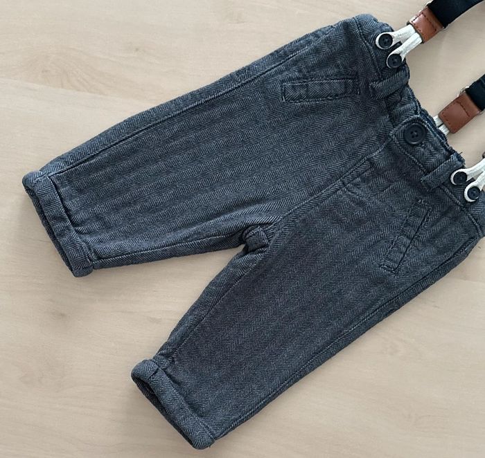 Pantalon + bretelles kiabi 3 mois 56-62 cm - photo numéro 2